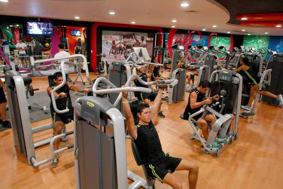 Hotel Azul Ixtapa Grand Gym: TRX Suspension Training, Pesas, Cardio en el gimnasio del Hotel Azul Ixtapa Grand