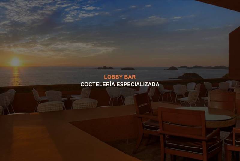 El Lobby Bar del Hotel Brisas Ixtapa le ofrece espectaculares vistas del atardecer con coctelería especializada