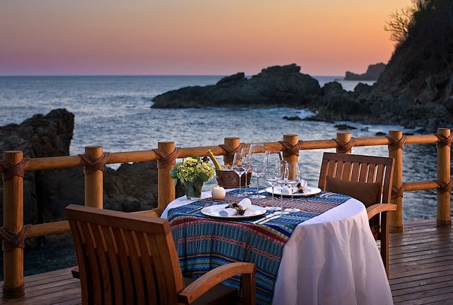 Hotel Cala de Mar Ixtapa Todo Incluido: La variedad de opciones gastronómicas propone especialidades de restaurantes en Zihuatanejo