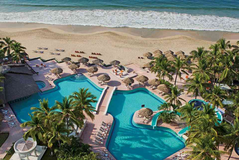 Hotel Sunscape Ixtapa Todo Incluido. DEPORTES ACUÁTICOS, Para los más aventureros tenemos buceo*, pesca deportiva *, deportes acuáticos motorizados* y mucho más